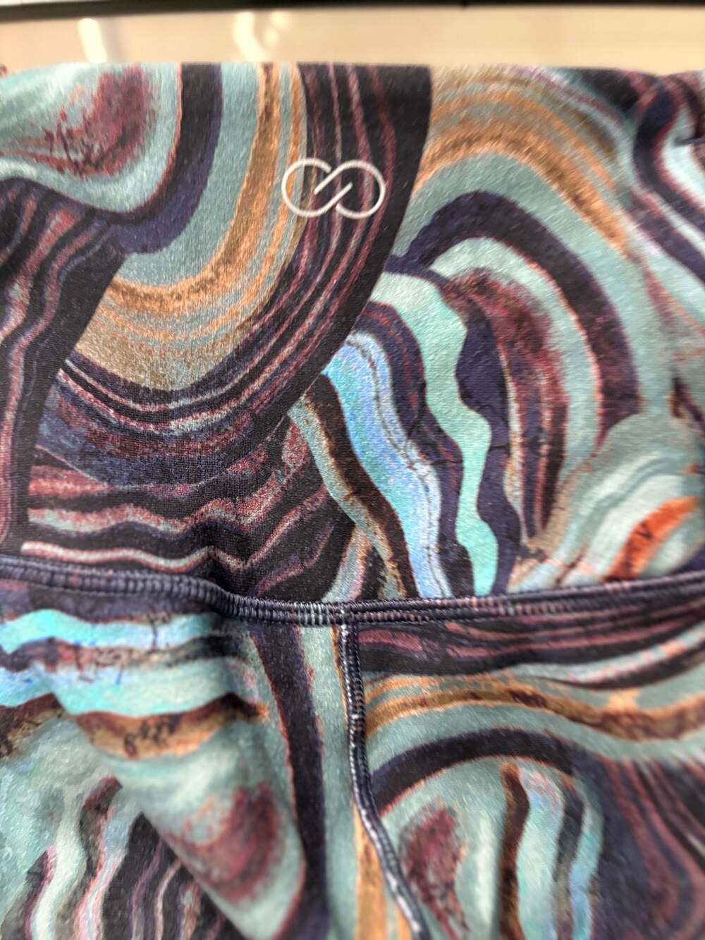 CALIA by Carrie Underwood High-Rise 7/8 Leggings in Terrain Print - Picture 4 of 6